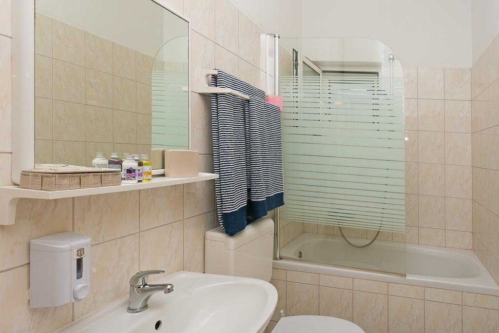 Vucic Apartments Hvar Town Exterior photo